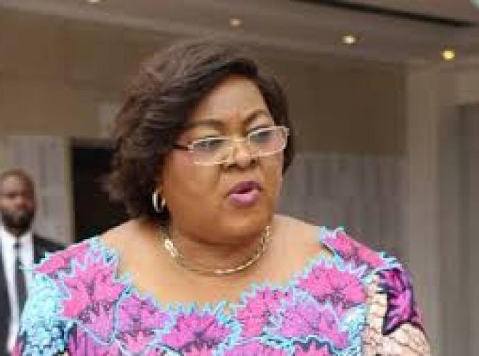 Victime d’un complot visant son invalidation au Sénat, RDC : Anne Muguje lance une alerte rouge et accuse Rose Mutombo !